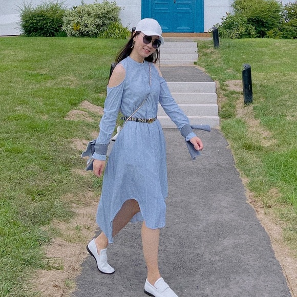 BCBGMAXAZRIA slip shoulder dress - Picture 3 of 10